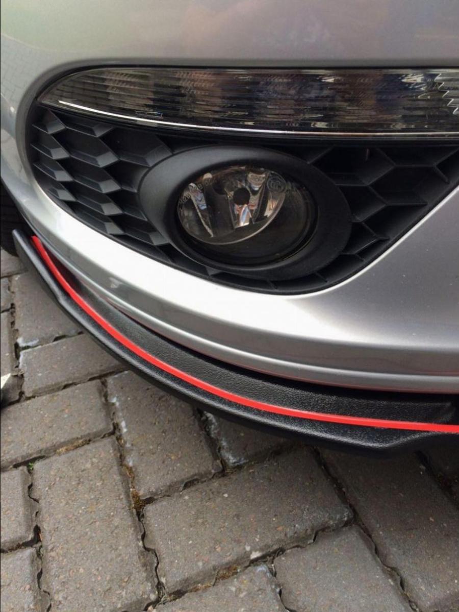 red pinstripe added Octavia MK II Collections BRISKODA