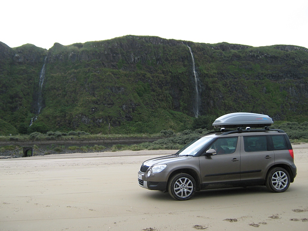 skoda yeti dog crate