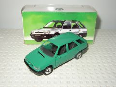1:43_Felicia_Combi