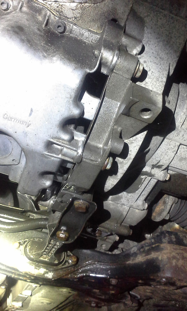 Clutch slipping gearbox leaking Skoda Octavia Mk I (19962004