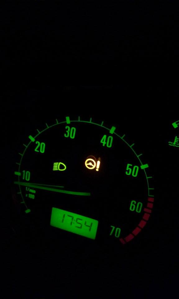 Warning lights, epc and steeringwheel. Skoda Fabia Mk I BRISKODA