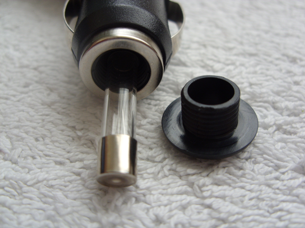 Convert cigarette socket charger into hardwire NonSkoda Projects