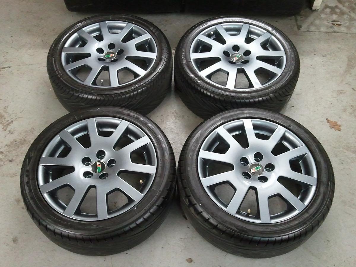 Fabia VRS 16" wheels in anthracite-grey colour