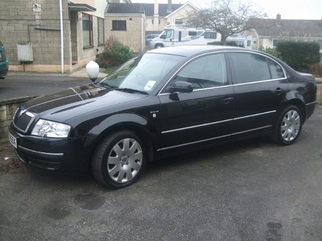 Superb Edition 100 2.5 V6 Auto For Sale *Price Drop*
