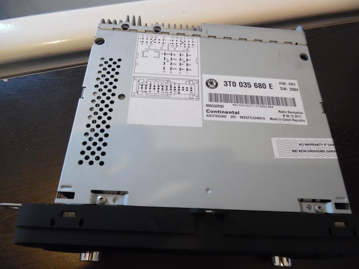 Skoda Columbus RNS 510 MFD3 LED Navigation System V12 Maps