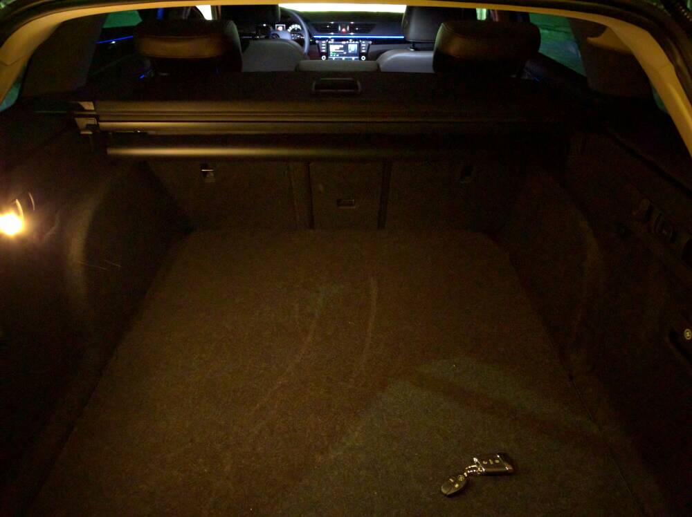What bulbs are fitted to the S3 & upgraded bulb recommendations