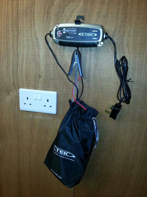 CTEK MXS 5.0T Battery Charger with Automatic Temperature Compensation
