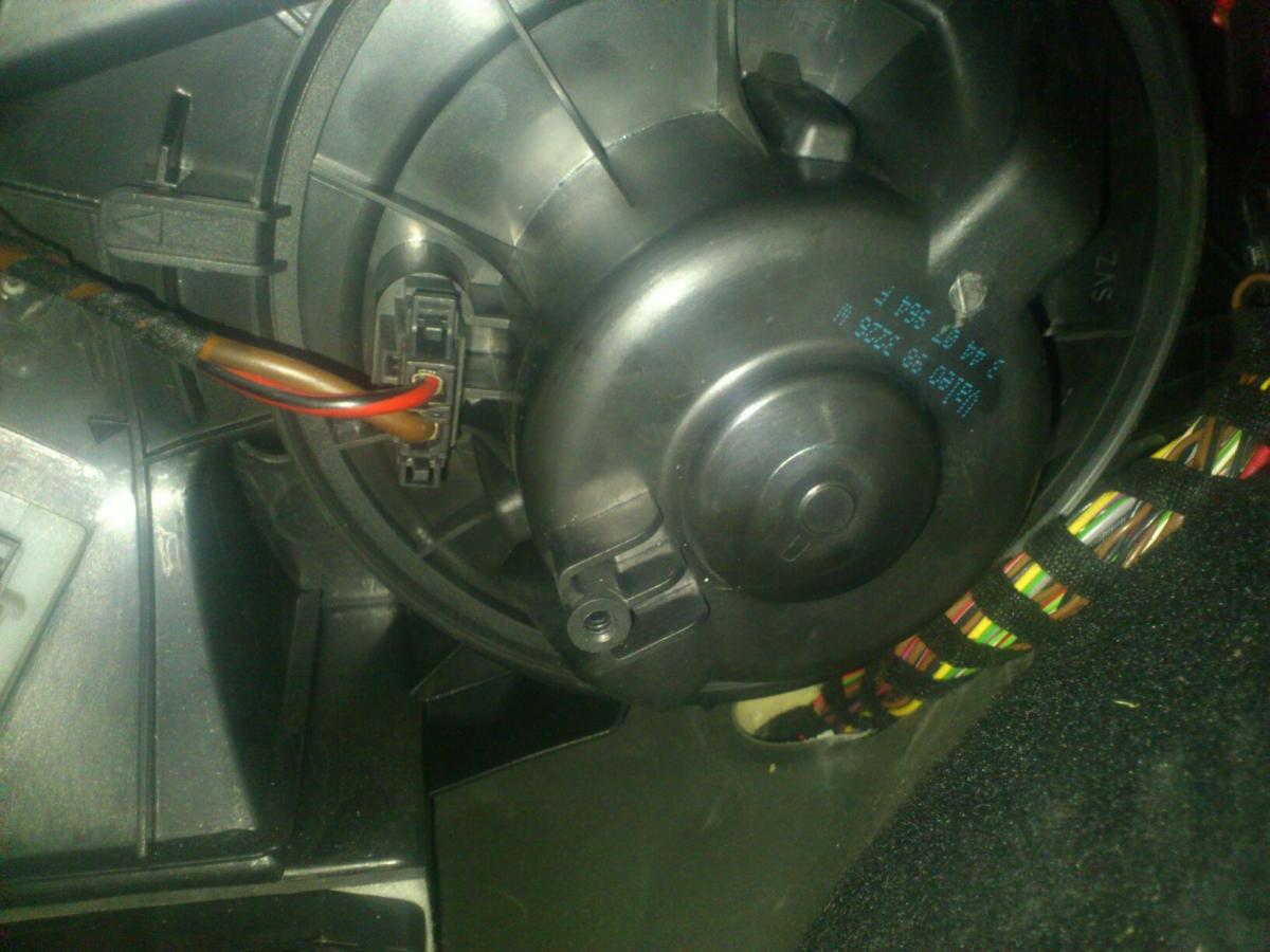 NOISE WHEN IGNITION ON