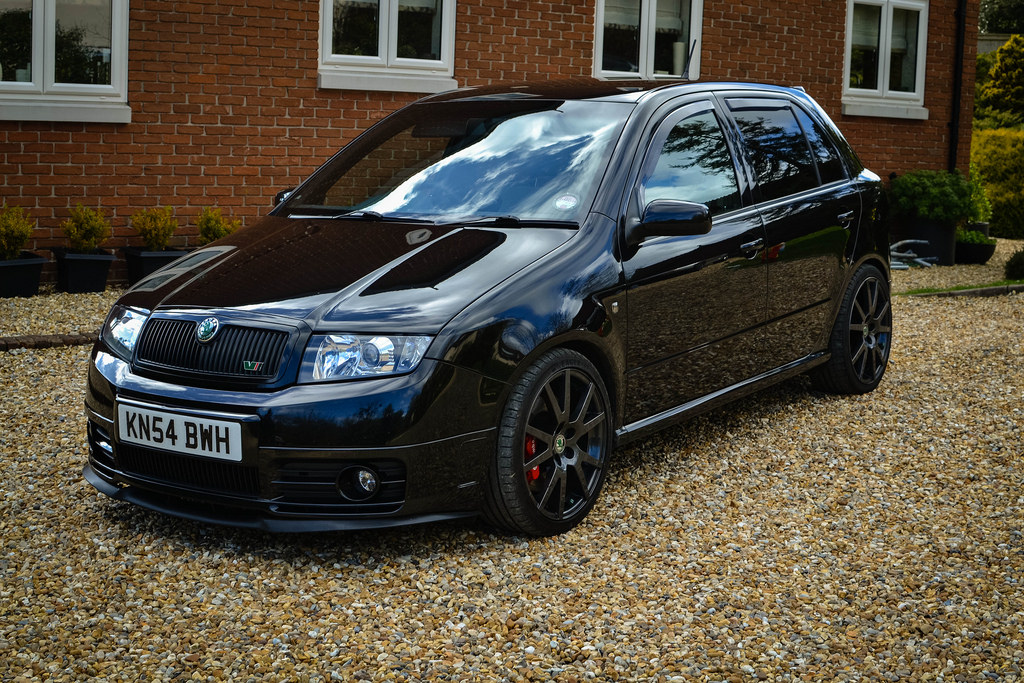 Skoda fabia stance