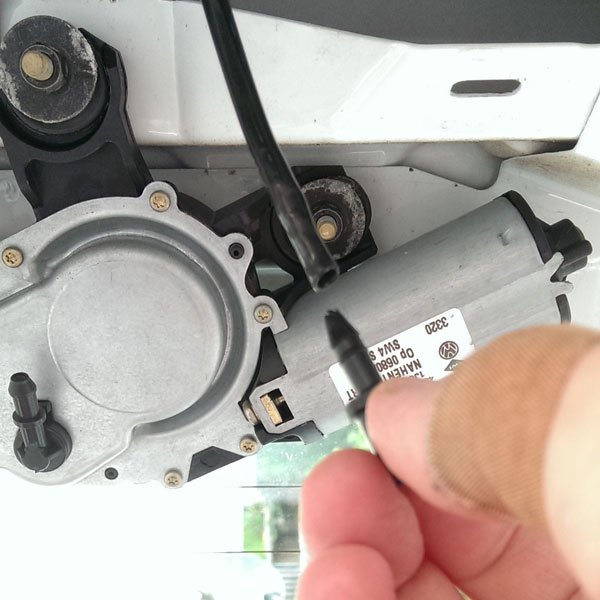 rear washer-hose connector replacement challenge
