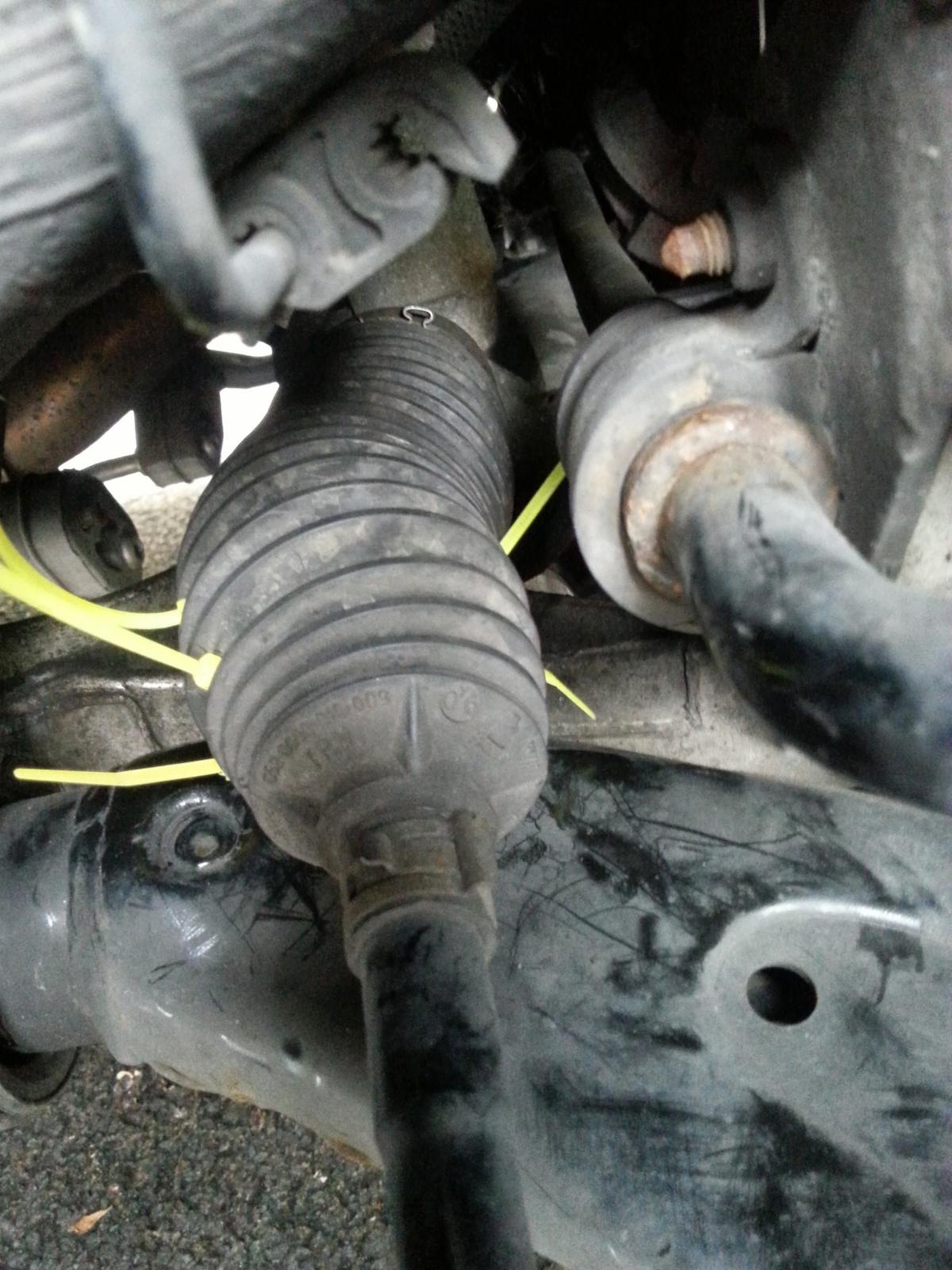 Steering Gear / Track Rod Gaiter chaffing & creaking