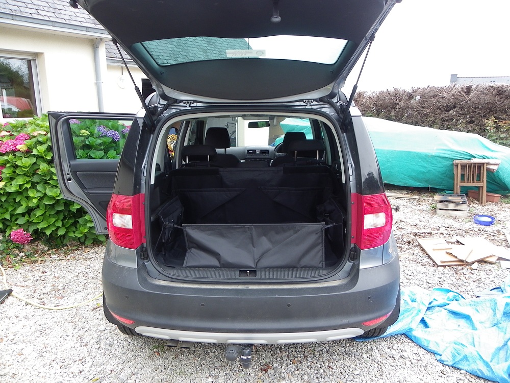 Boot liner c/o Lidl Skoda Yeti BRISKODA