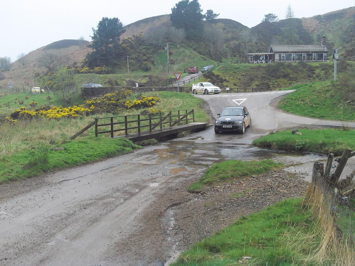 Fettercairn to Bancory over the Cairn 'o Mount