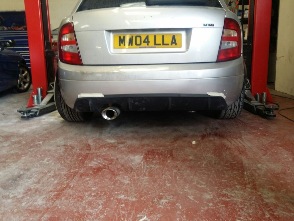 Fitting a Milotec Rear Diffuser for mk2 combi / estate on a mk1