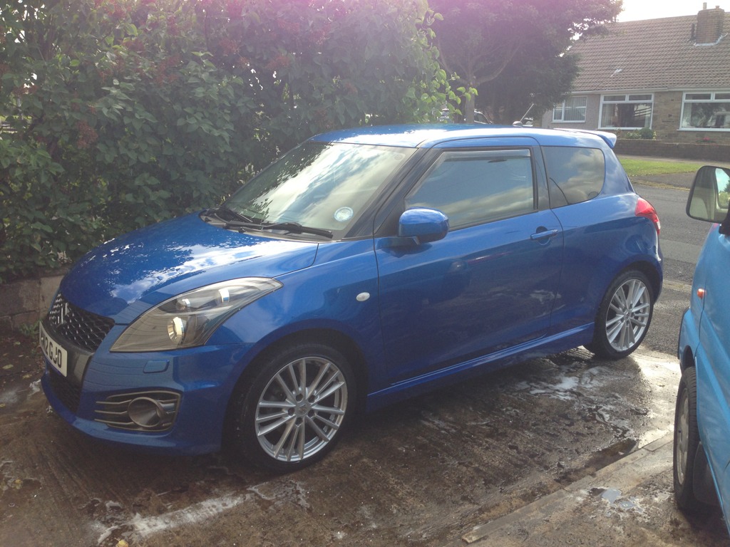 Fabia Monte Carlo head to head Suzuki Swift Sport. Auto Express.