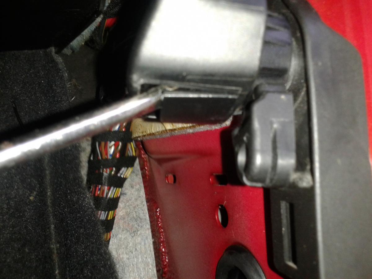 release broken Skoda Fabia Mk I (19992007) BRISKODA