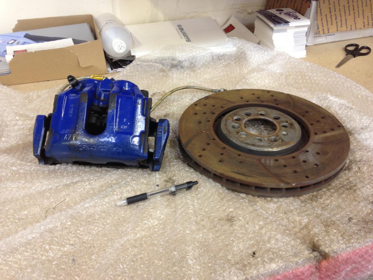 MK4 R32 FRONT BRAKES