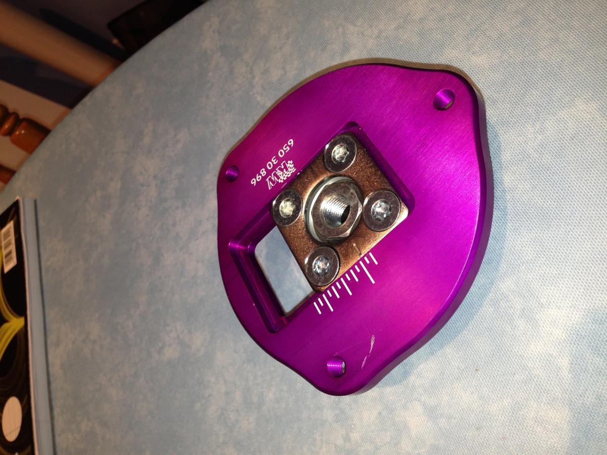 Camber Adjustable KW Strut Top Mounts
