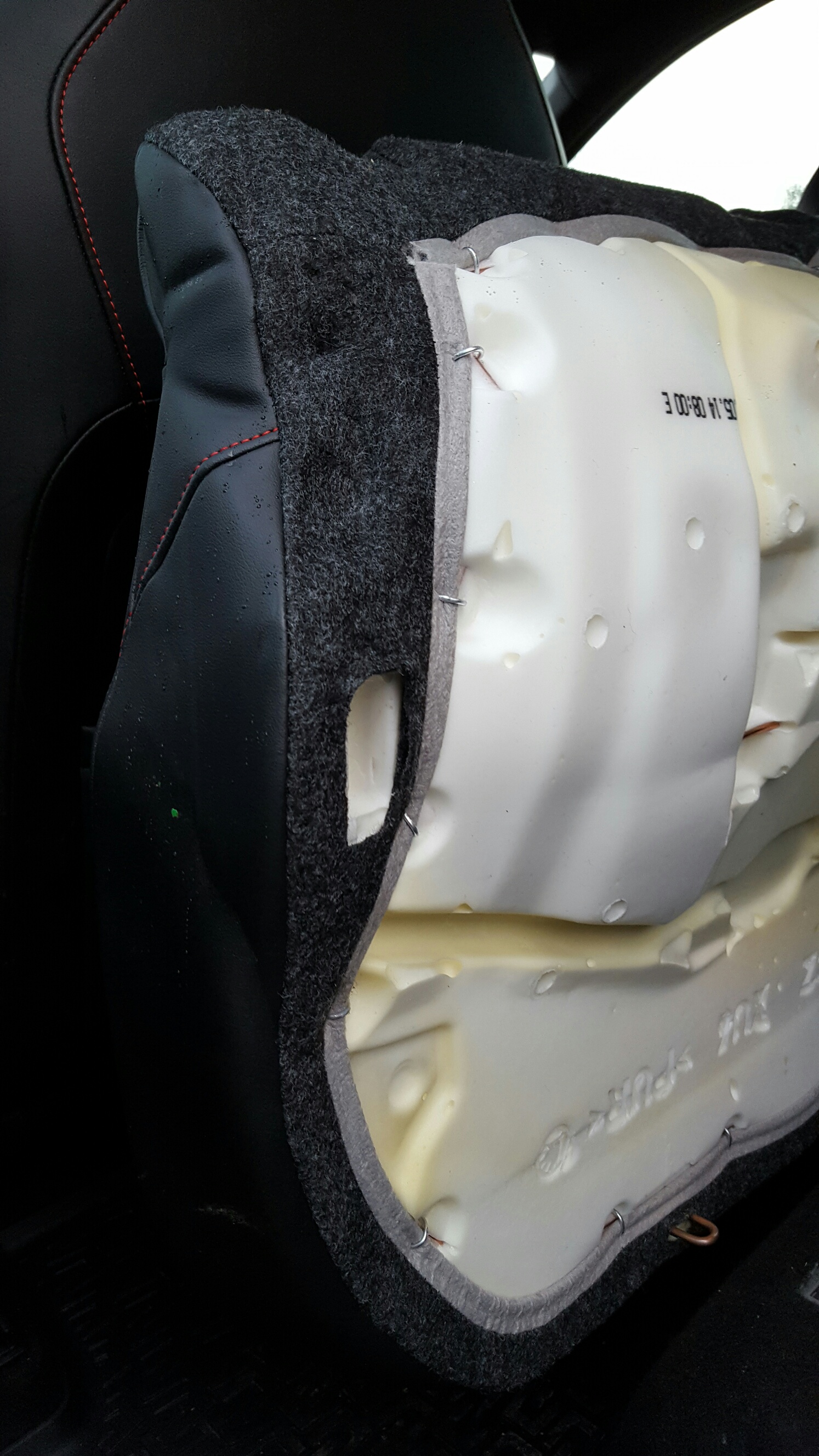 Octy III Elegance Estatehow to remove rear seat squab Skoda Octavia