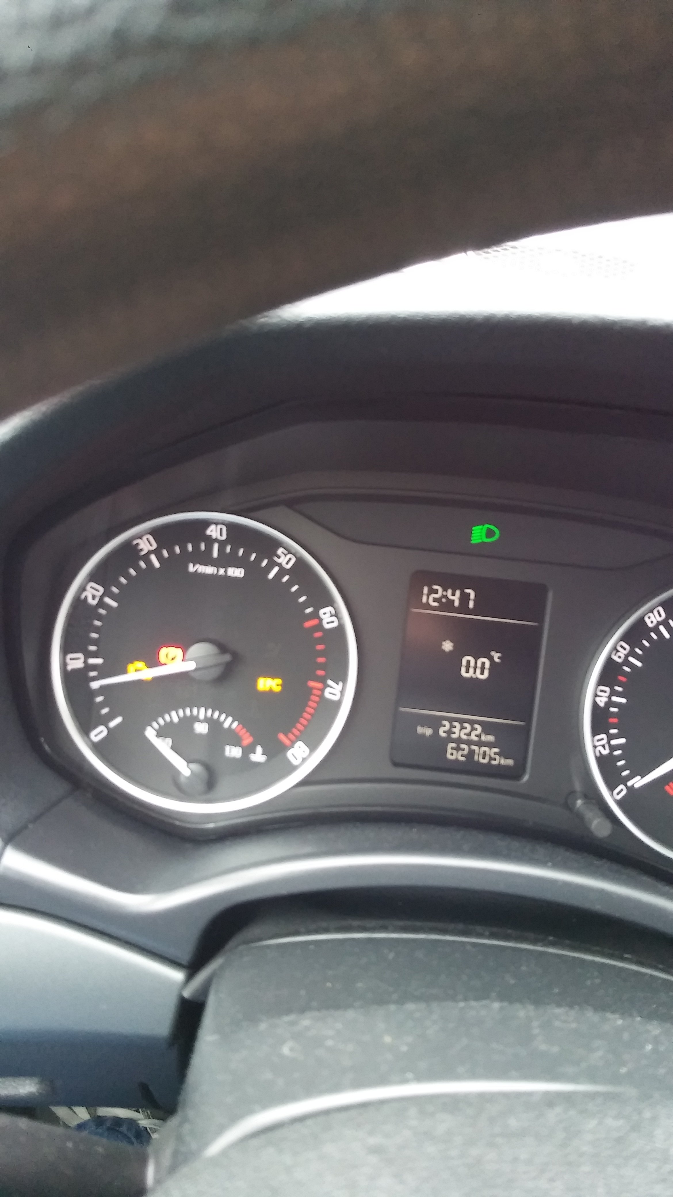 Skoda octavia brake pad warning light discount