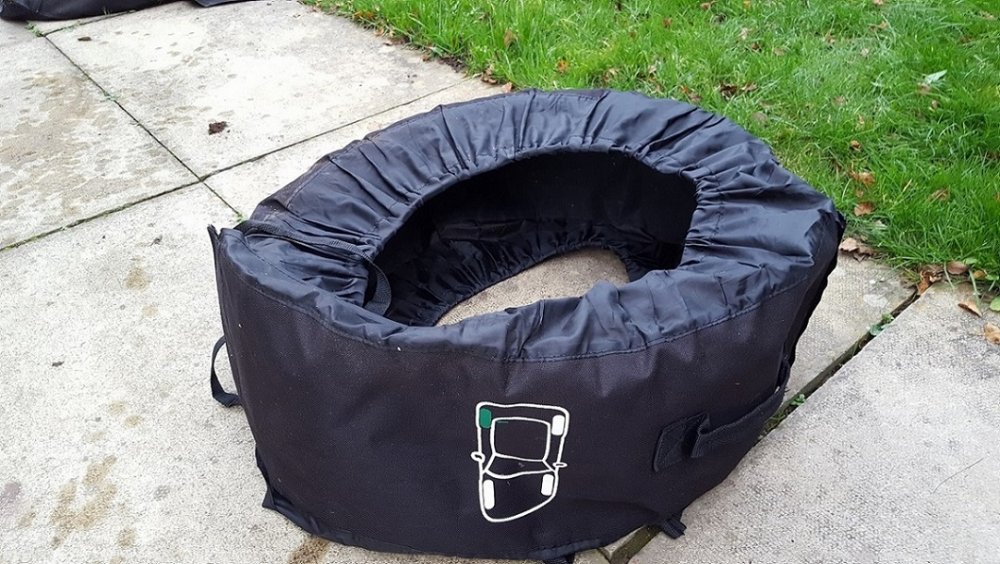 Wheel Bag 1.jpg