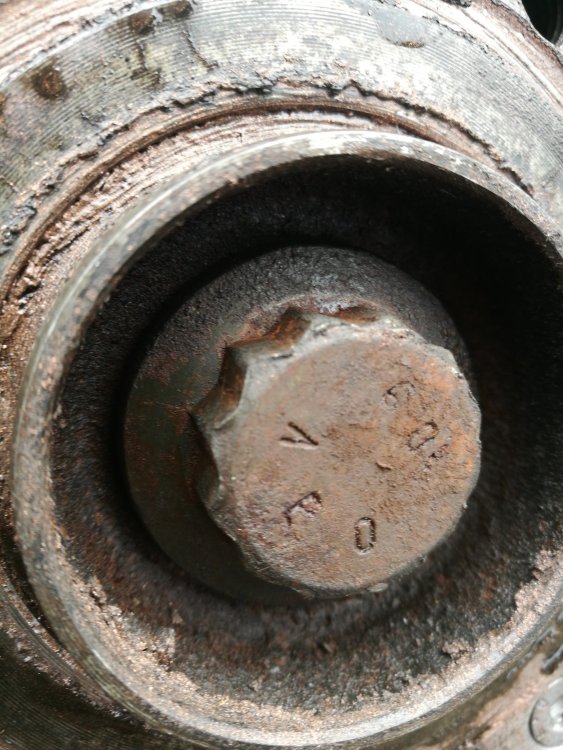 Drive shaft bolt. What type is this? Skoda Octavia Mk II (2004 2013