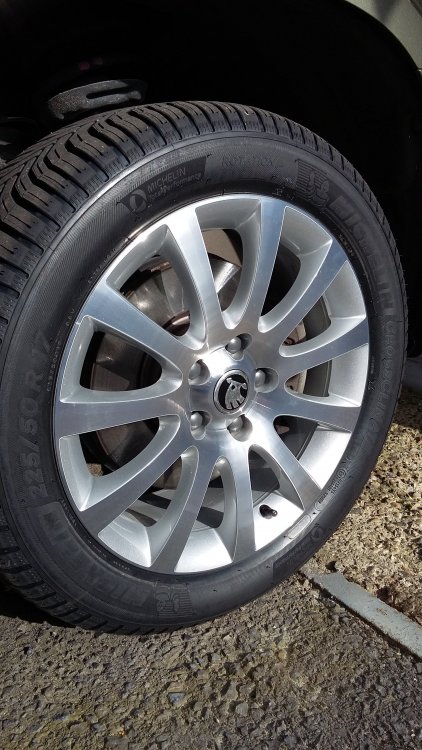 Michelin crossclimate tyre.jpg