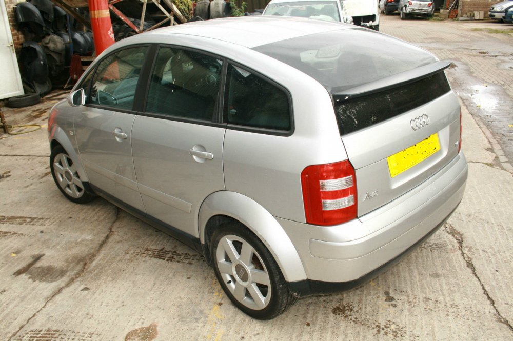 2001_audi_a2_1.4_petrol_aua_silver_ly7w_5_speed_fcu_breaking_3.jpg