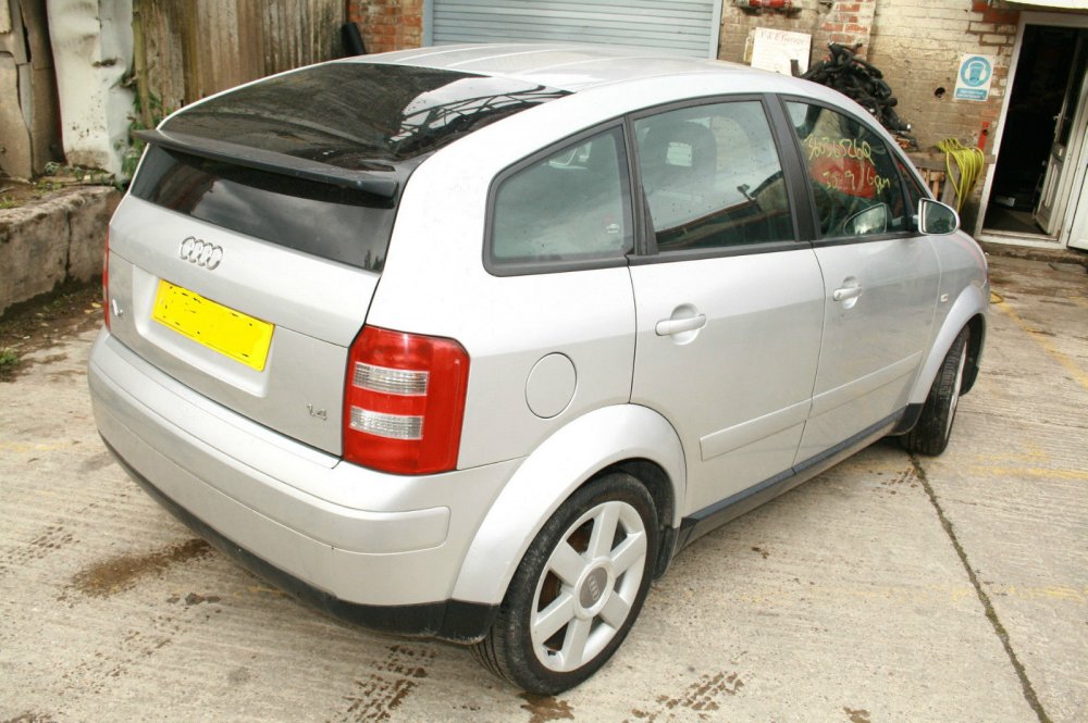 2001_audi_a2_1.4_petrol_aua_silver_ly7w_5_speed_fcu_breaking_4.jpg