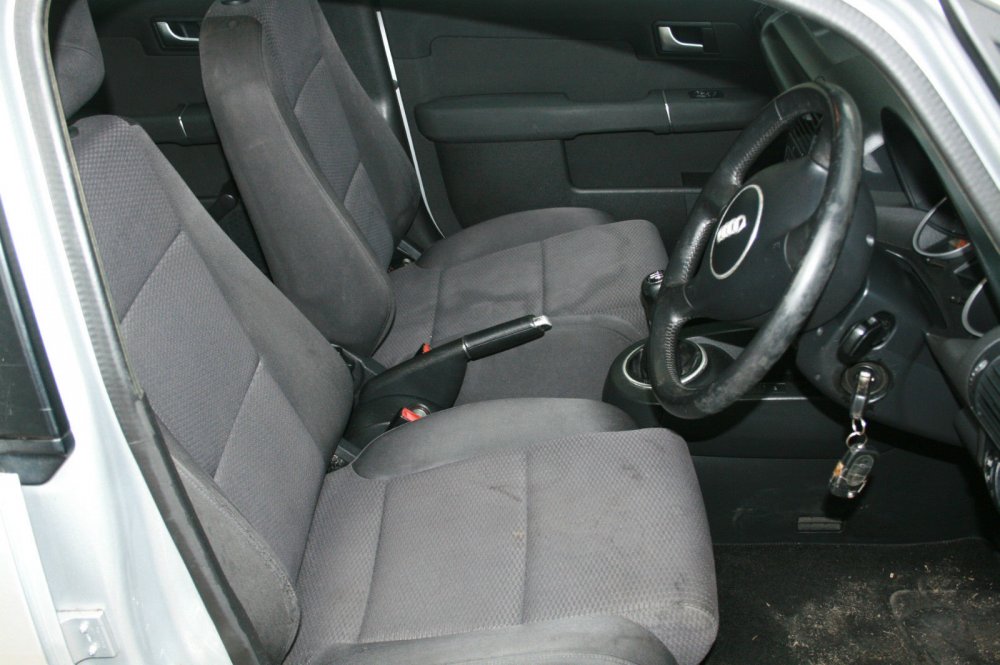 2001_audi_a2_1.4_petrol_aua_silver_ly7w_5_speed_fcu_breaking_6.jpg