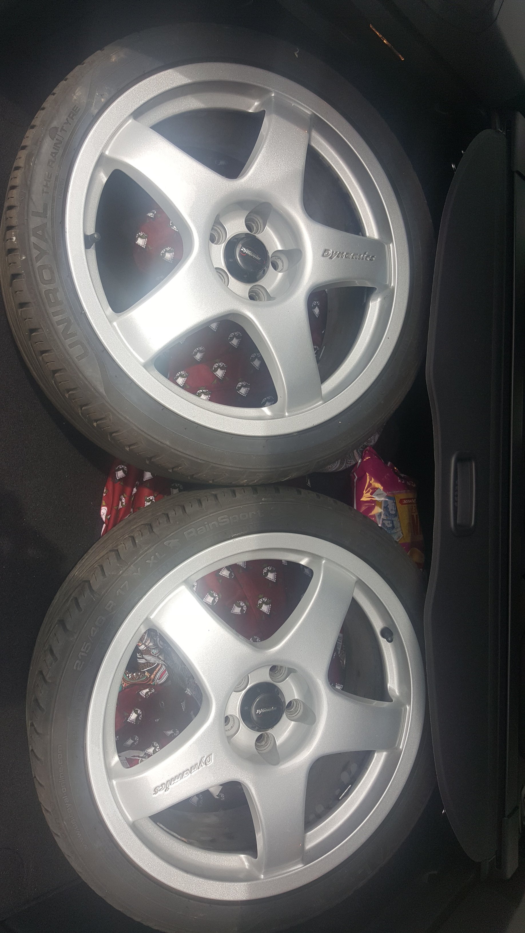 17" Team dynamics pro race 3s 5x100 et38