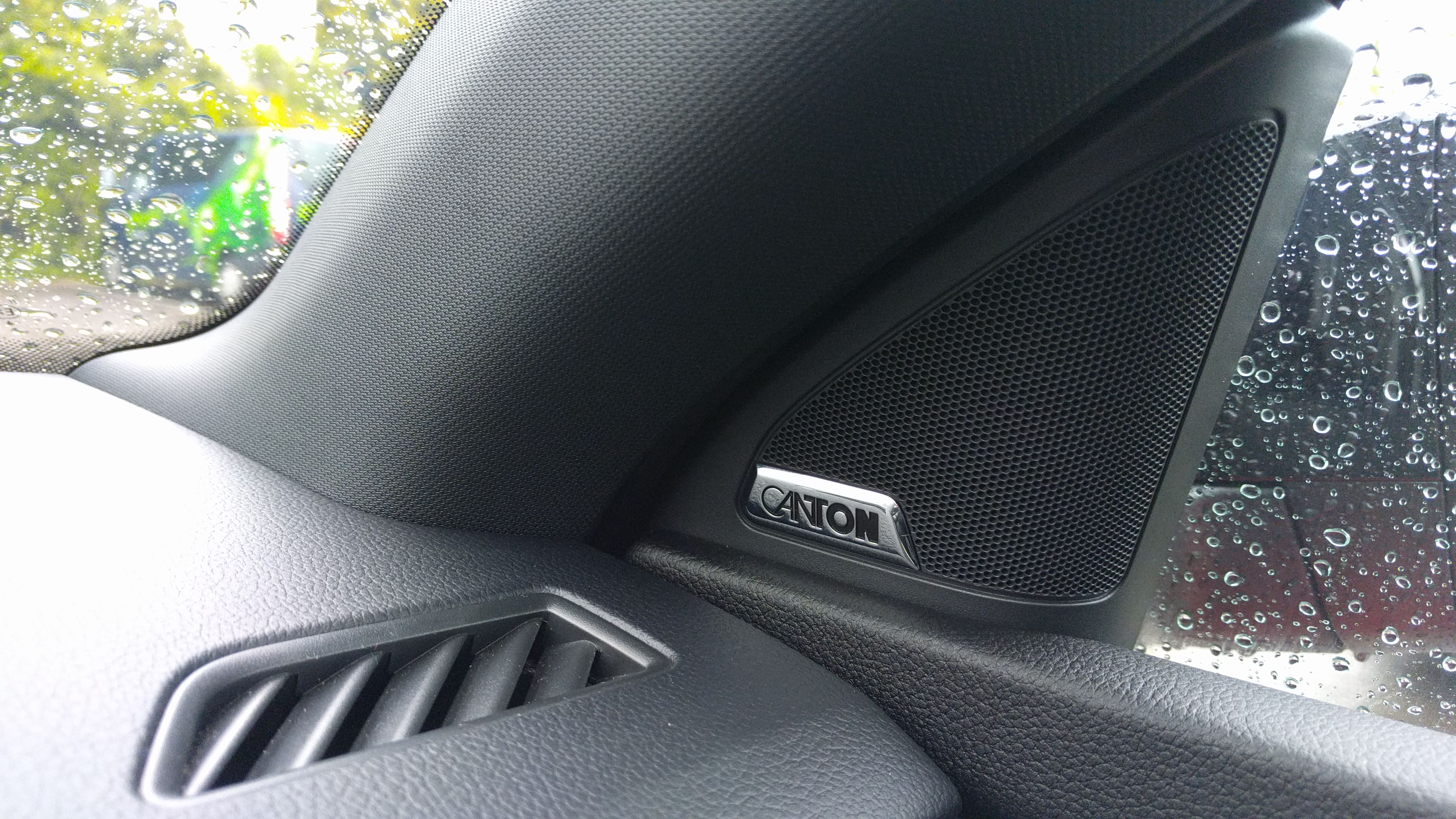 skoda octavia canton sound system