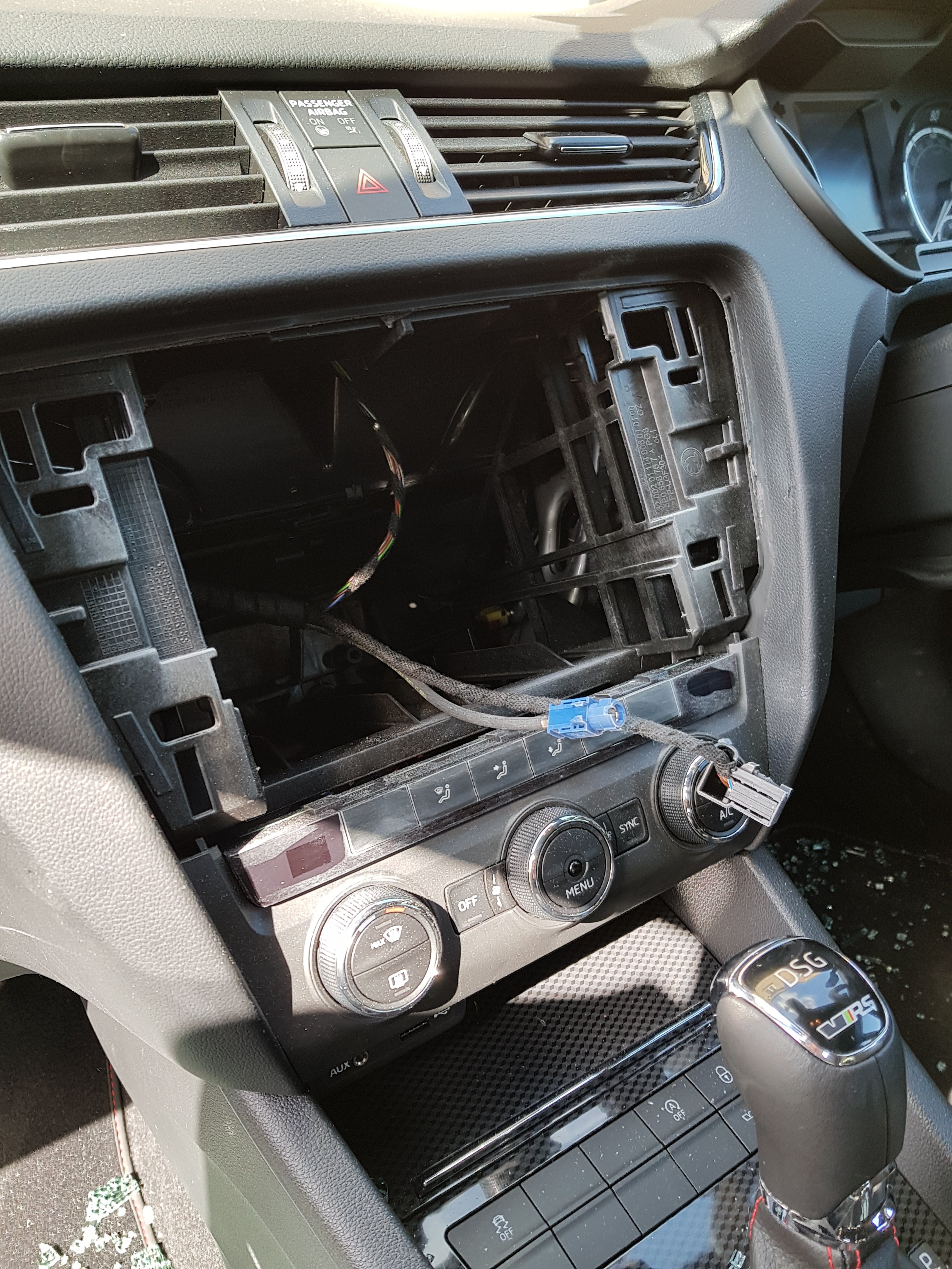 Sat Nav / Entertainment system Stolen