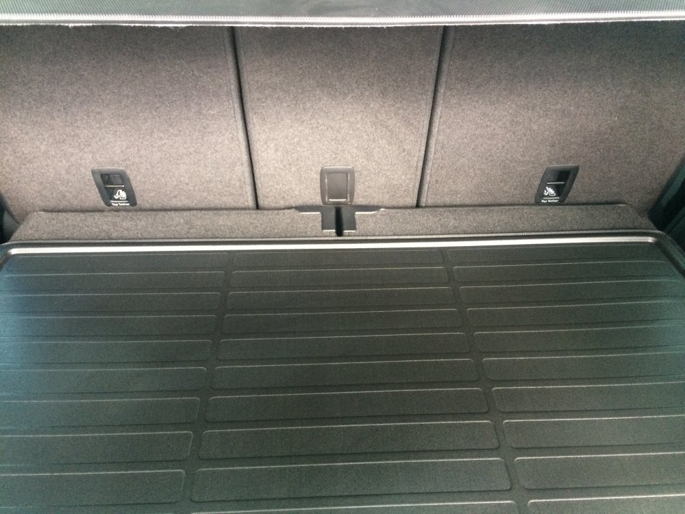 Kodiaq Boot Mat 2.jpg