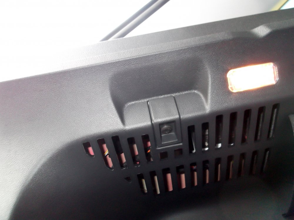 Rapid boot fixings-photos (3).JPG
