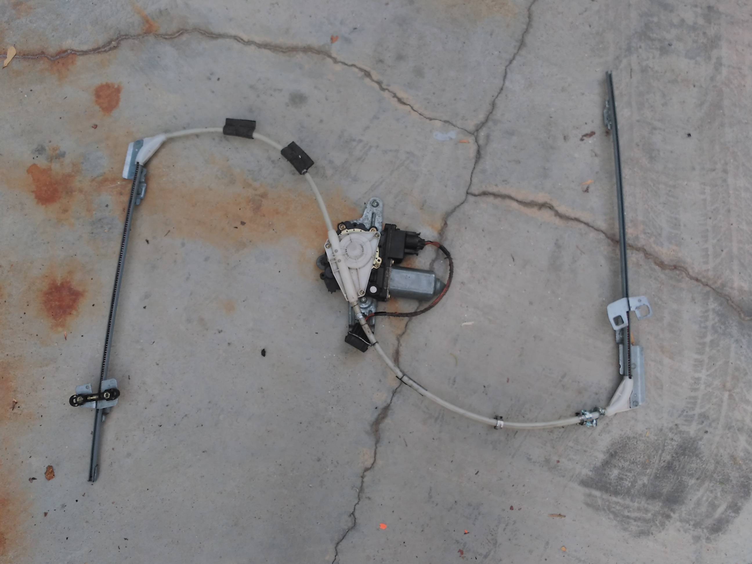 Window Elevator Cracked Skoda Favorit, Skoda Felicia, Skoda Fun and