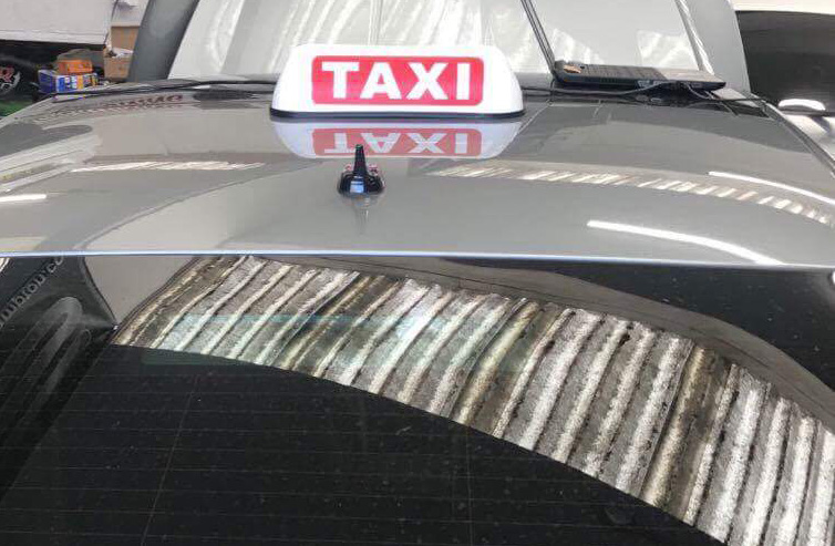 taxi.jpg.804cf88841dcb8fd3d8806a82226fab2.jpg.1ca58b6b275525f399c01fa3f41b6977.jpg