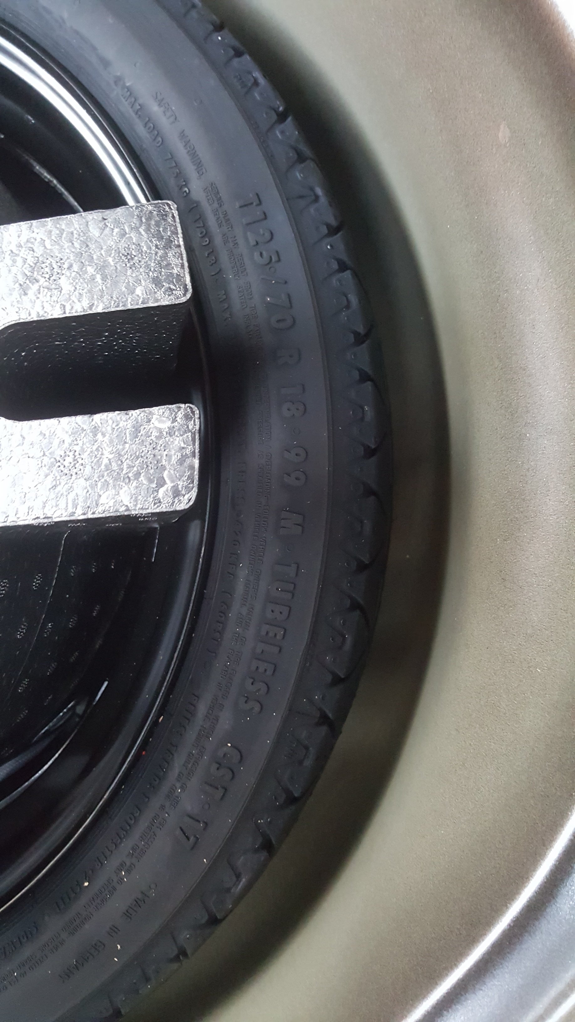 What (optional) spare wheel do you get on the O3FL  VRS?