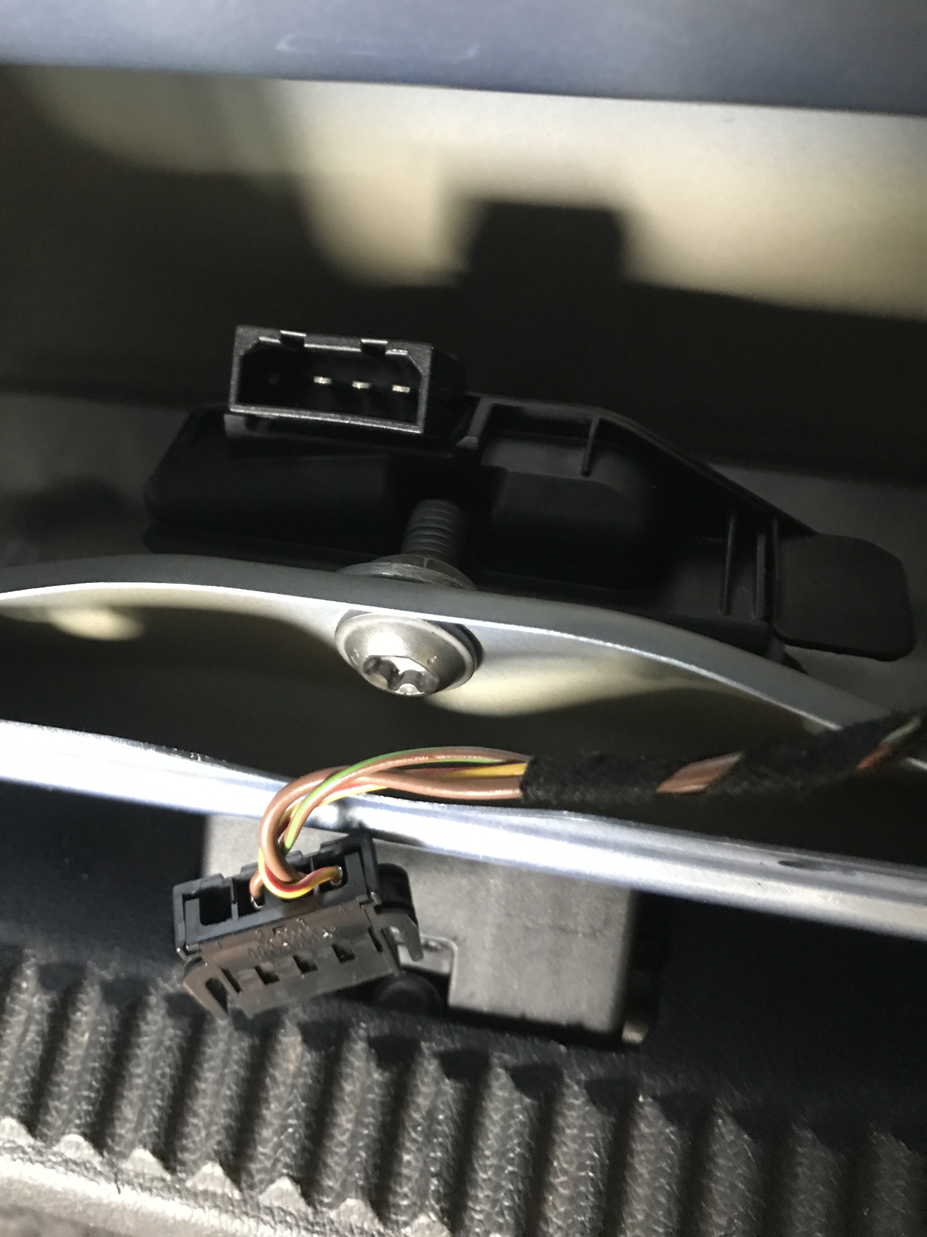 Roomster boot not locking Skoda Roomster (20062015) BRISKODA