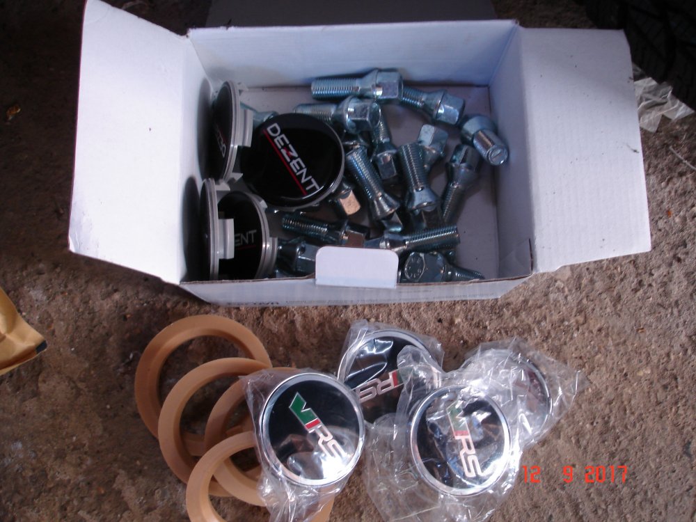 OCT wheels 012.JPG