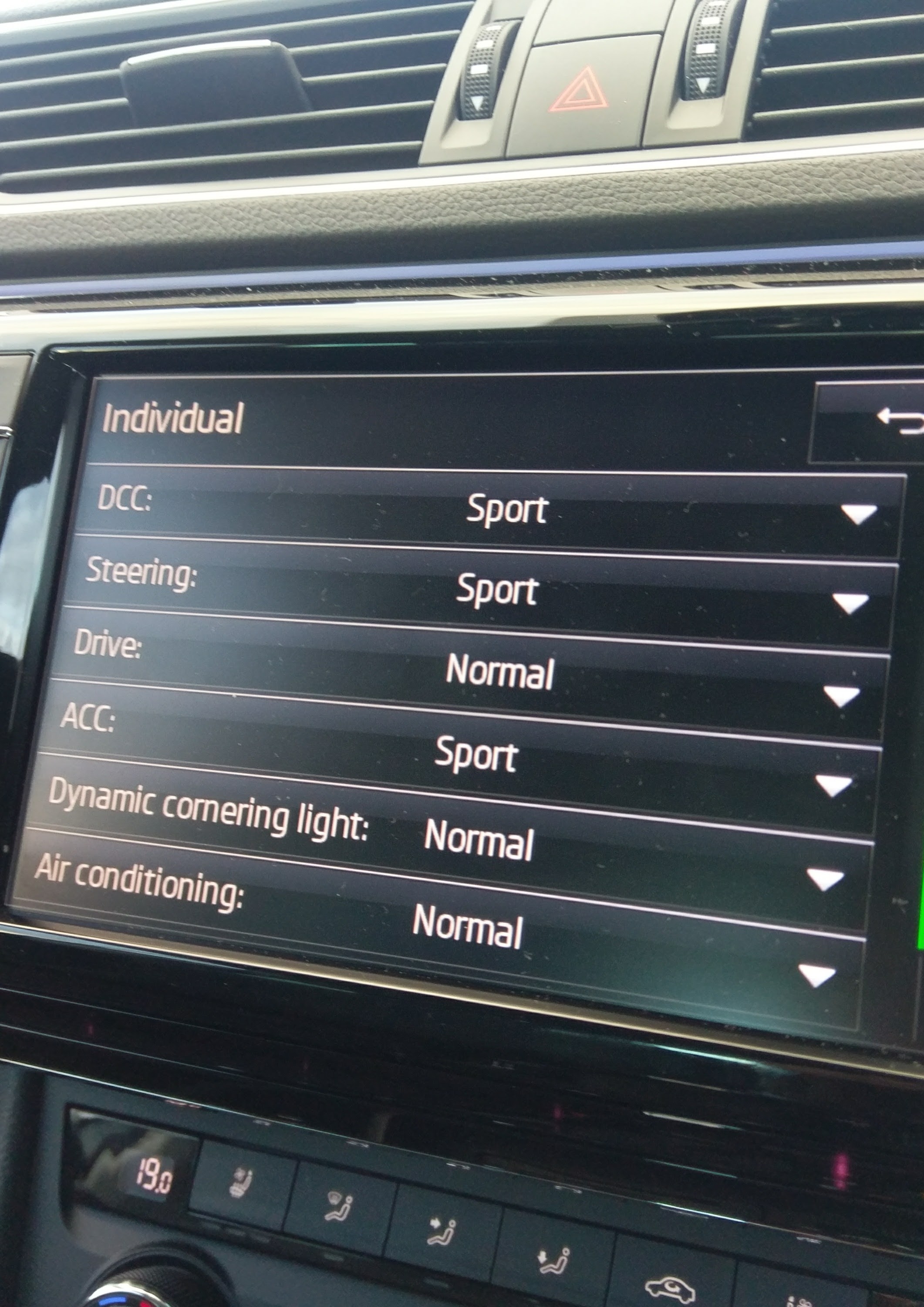Driving mode default Skoda Superb Mk III BRISKODA