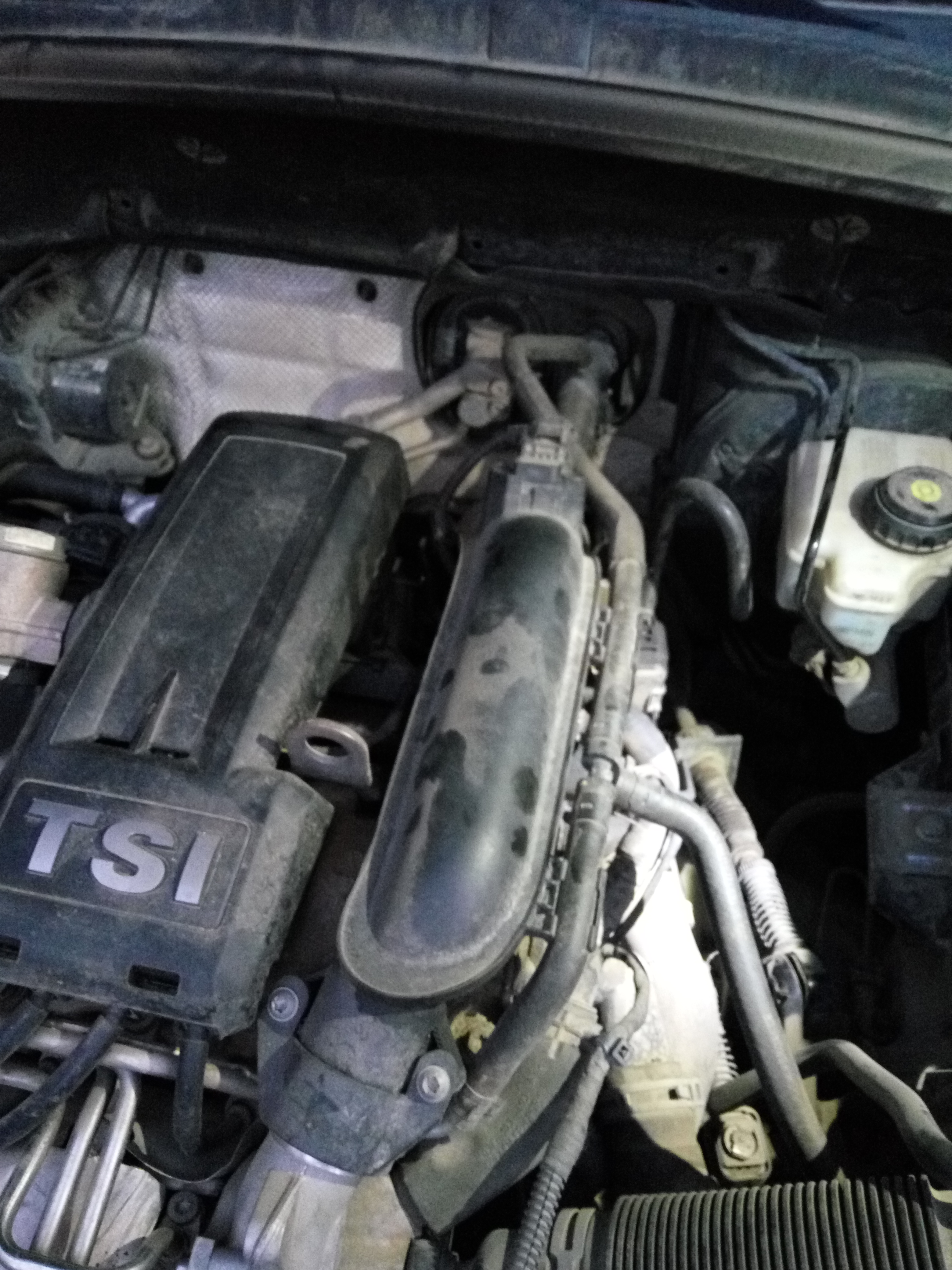 Air/oil leak