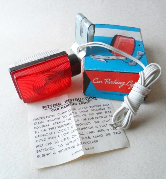 vintage-motoring-boxed-empire-made-sm-car-parking-light-lamp-1960s-1970s-nos-austin-ford-daimler-jaguar-mg-morris-[3]-4920-p[ekm]951x1024[ekm].jpg