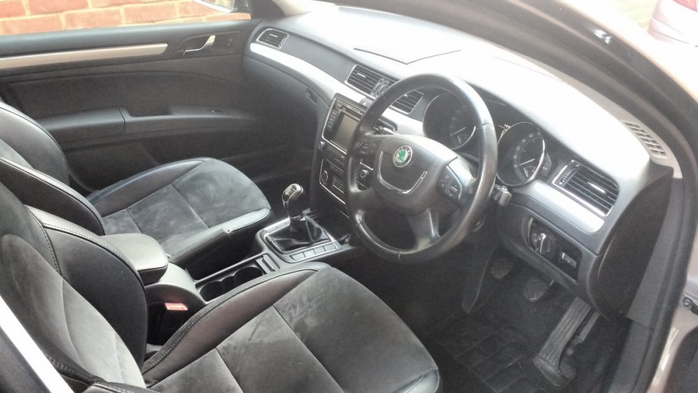 Interior.jpg