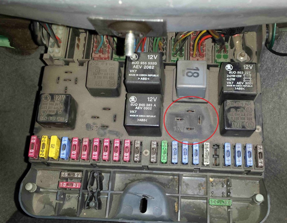 Intermitent wiper delay on Felicia - Skoda Favorit, Skoda ... skoda felicia fuse box 