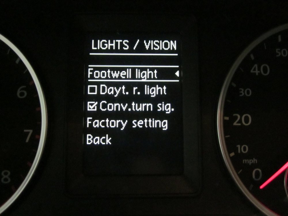 footwell2.thumb.jpg.ed920c76d4dd7b7e1ebbaca4d7620df4.jpg