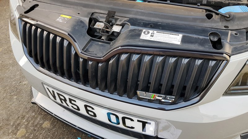 Octavia sales front grill