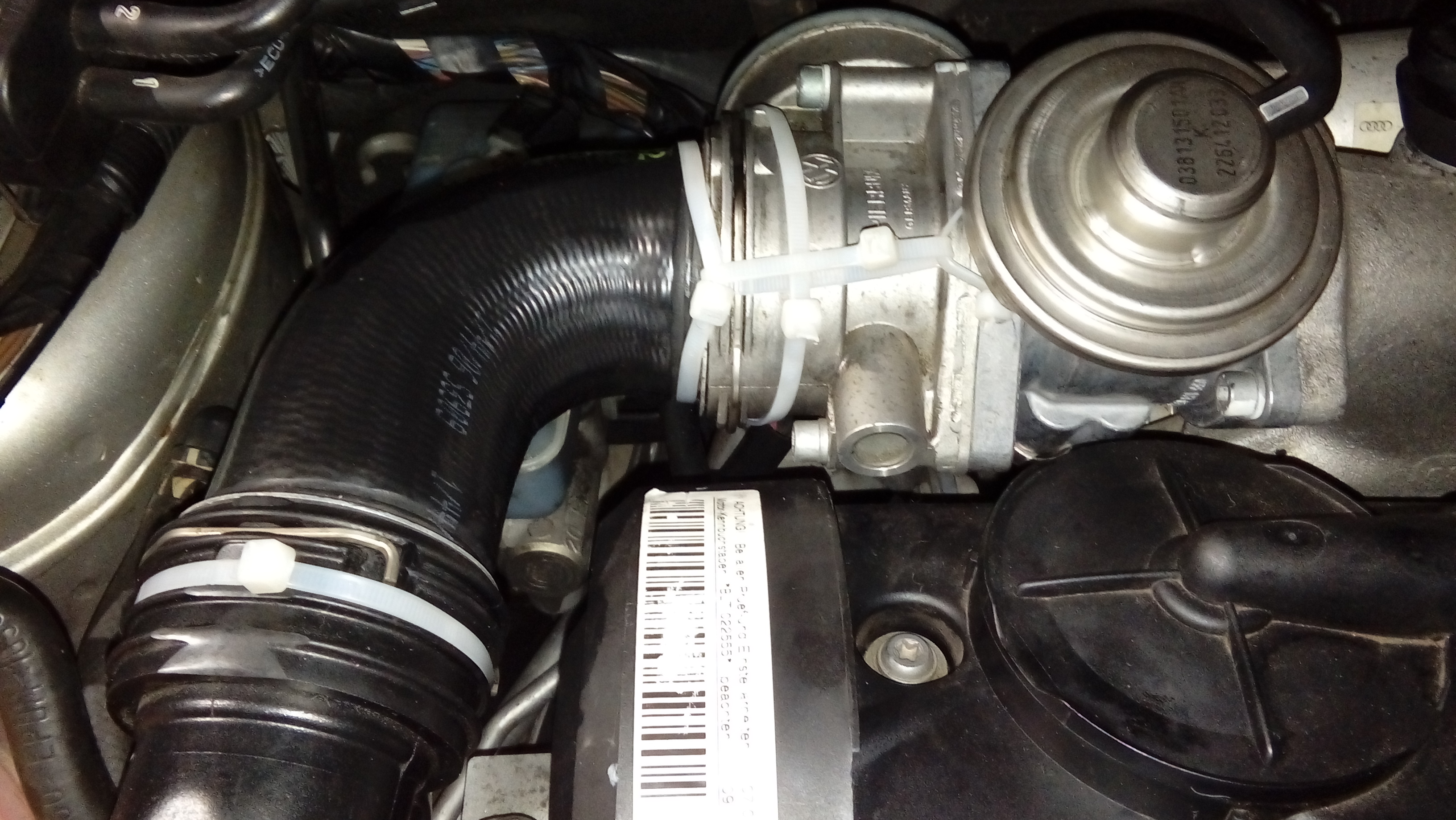 Intercooler boost pipes maintenance Skoda Fabia Mk I (19992007