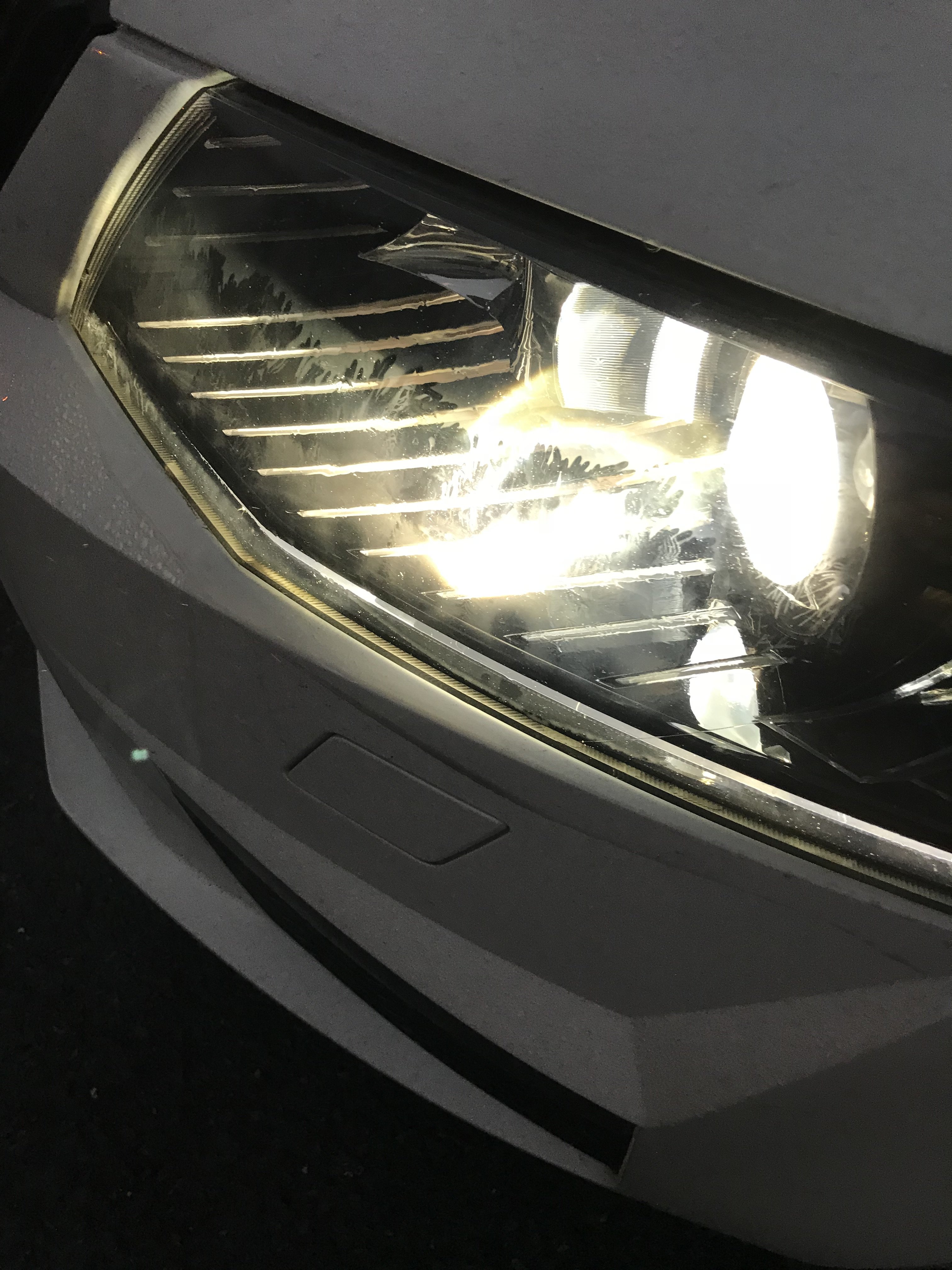 Dirty Headlights, but inside Skoda Octavia Mk III (2013 2020