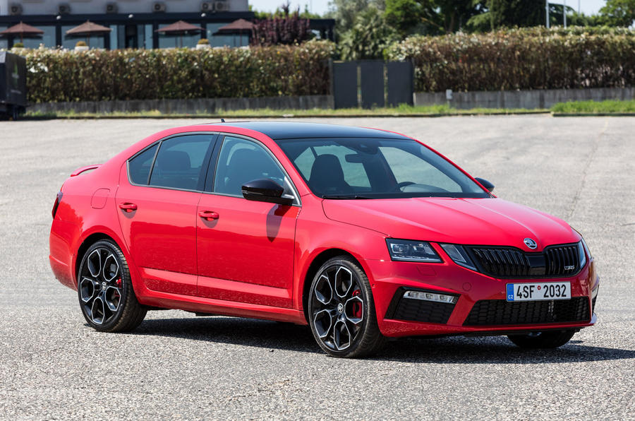 skoda_rs_245_2029.jpg.358daf0d3c24523c11334663814f4bee.jpg